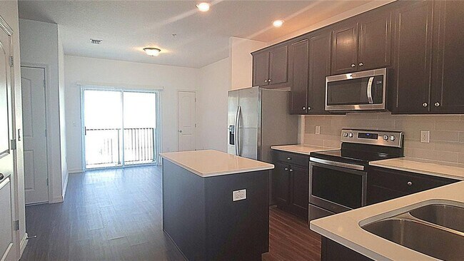 Building Photo - 5520 Angel Fish Ct