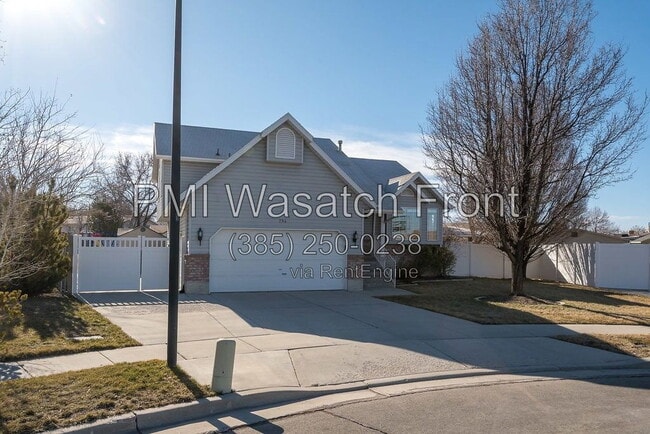 Building Photo - 794 E Savannah Ct
