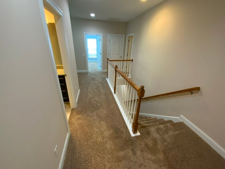 Upstair - 10220 vanguard pkwy