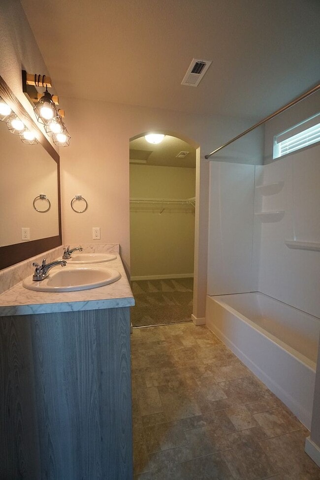 Building Photo - 3254 Thunderchief Hts