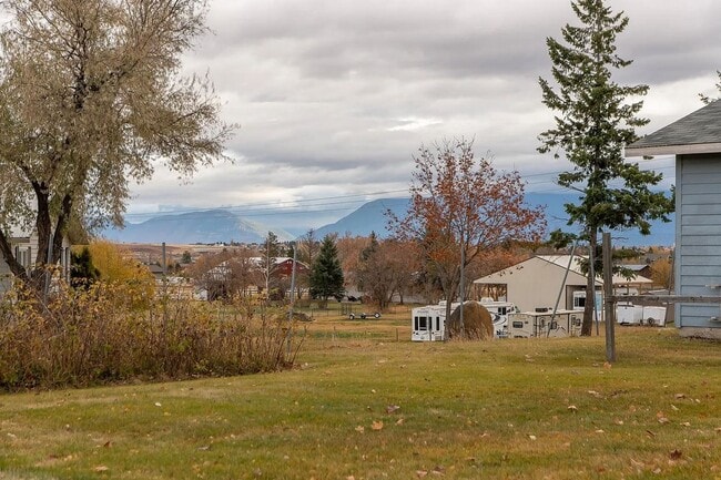 Building Photo - Beautiful House with 2 Wood Stoves across ...