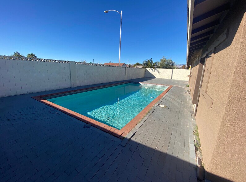 Building Photo - 5613 Deal Dr