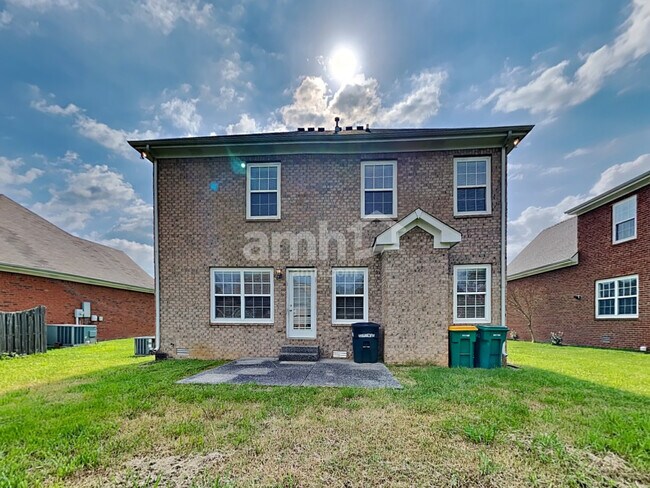 Building Photo - 3016 Sommette Drive