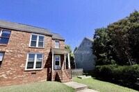 Building Photo - 1512 Lakeview Ave