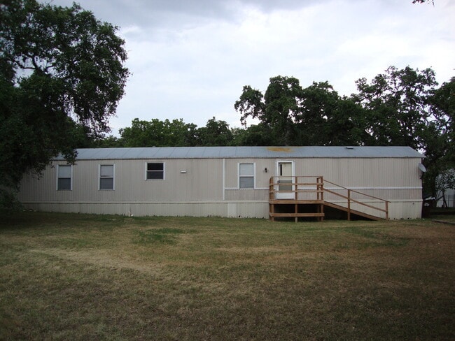 Building Photo - Sought after Boerne Schools