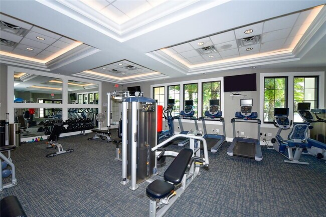 Building Photo - Luxury Community Center, Heated Pool, Fitness Center!