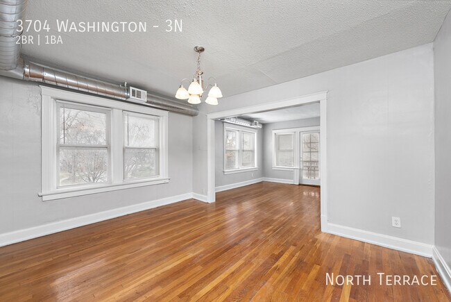 Building Photo - 3704 Washington-3N