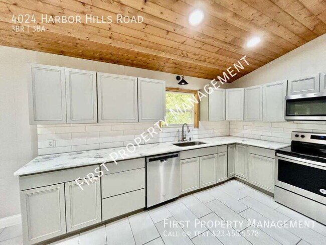 Building Photo - 4024 Harbor Hills Rd