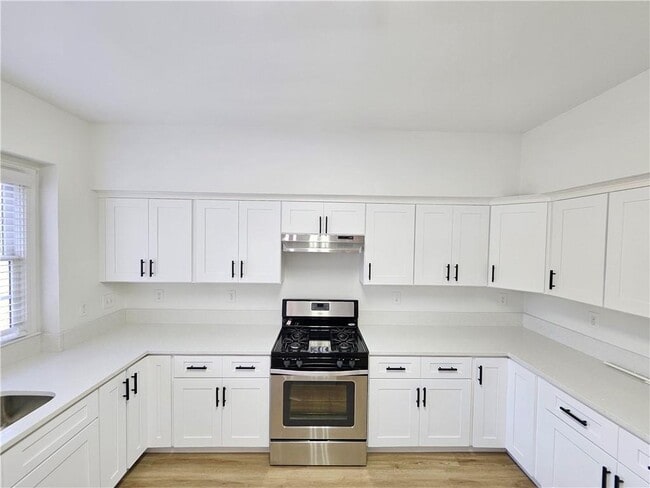 Building Photo - 435 Stedford Ln