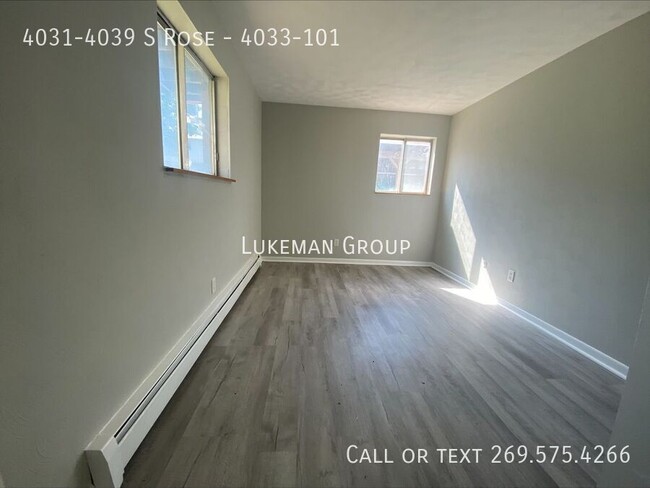 Building Photo - 4031-4039 S Rose-4033-101