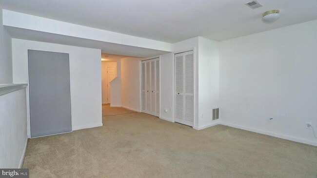 Building Photo - 6109 Jenlar Dr