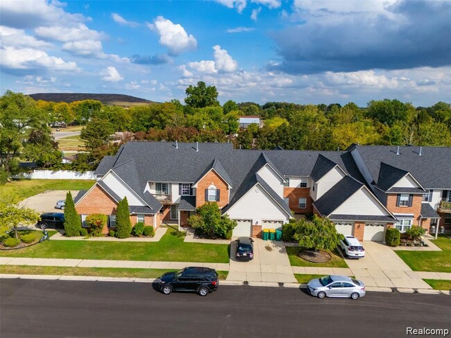 Building Photo - 17157 Higdon Dr