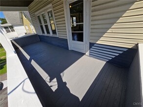 Building Photo - 706 Milton Ave