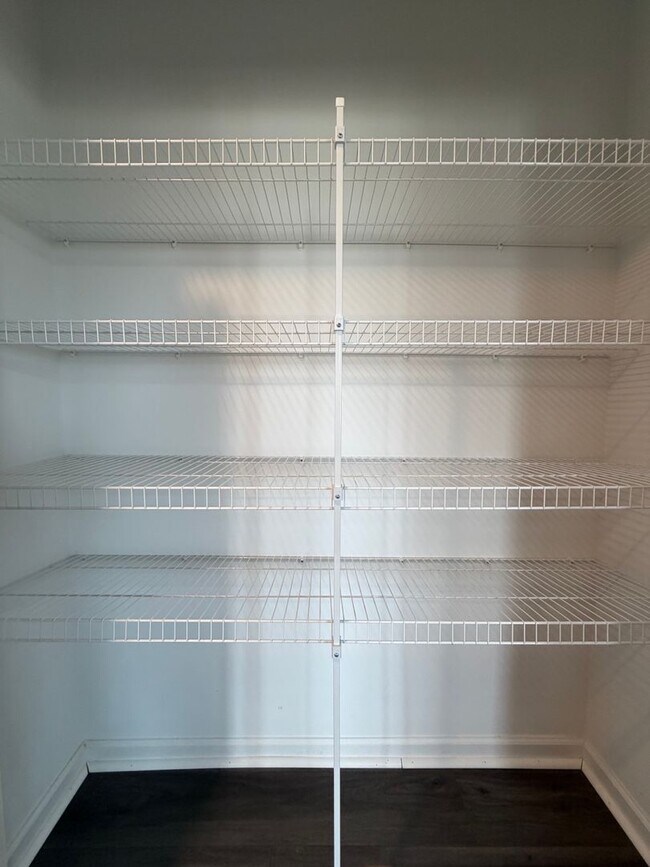 Building Photo - Newly Built 4-Bedroom Home for Rent in Old Heritage Neighborhood – Shelbyville, KY