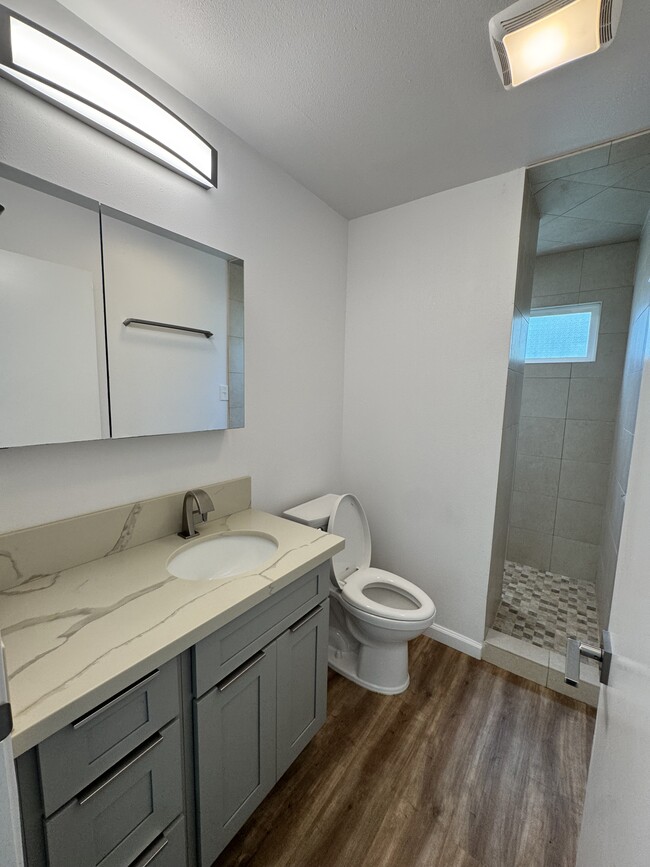 Building Photo - 45-102A Waiape Pl