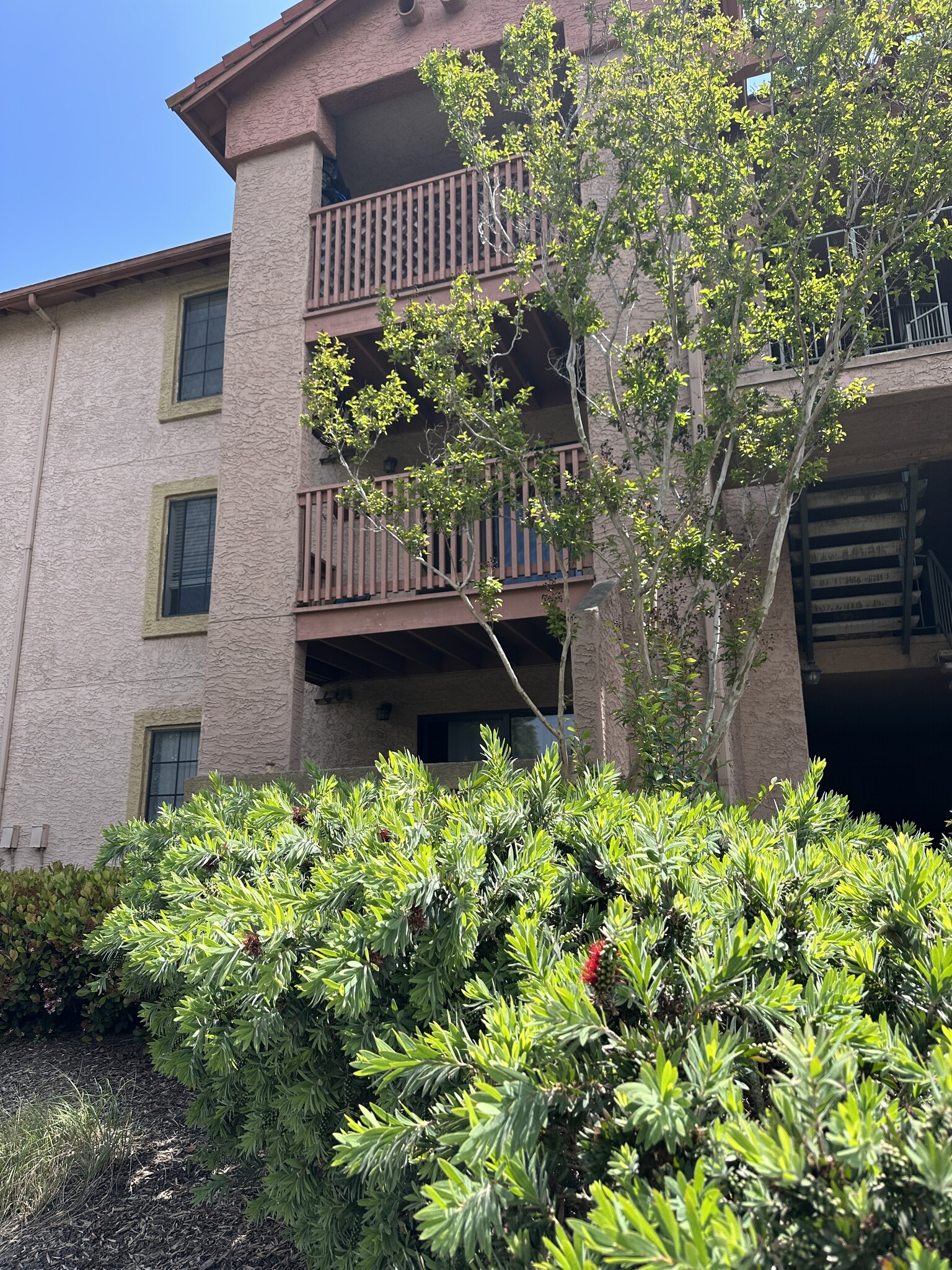 Building Photo - 12067 Alta Carmel Ct