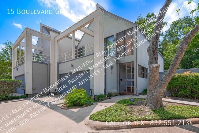 Primary Photo - 15 Boulevard Green
