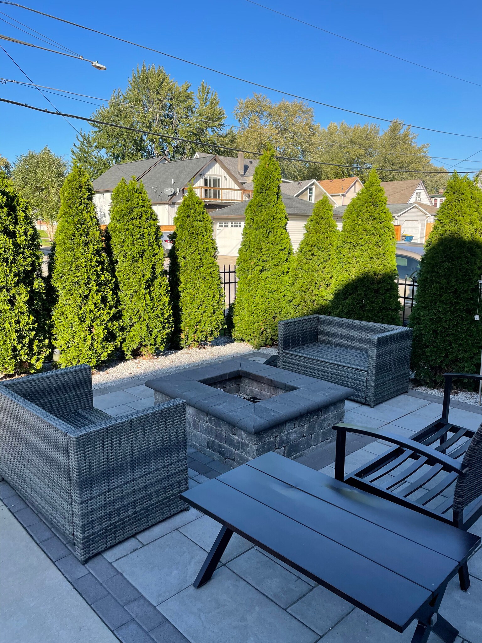 Building Photo - 1340 Hoyt Ave