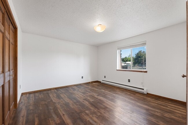 Building Photo - 1716 N Pettet Dr