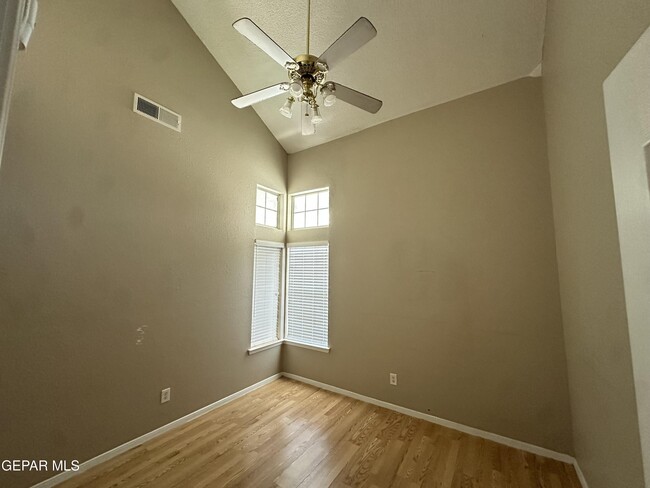 Building Photo - 13115 Thea Smith Dr