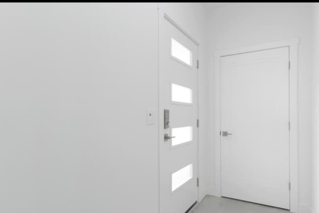 Building Photo - Occupied, do not disturb tenants.  Selah 2br 2ba DBL Garage 5-star Built Green Energy Standards h...