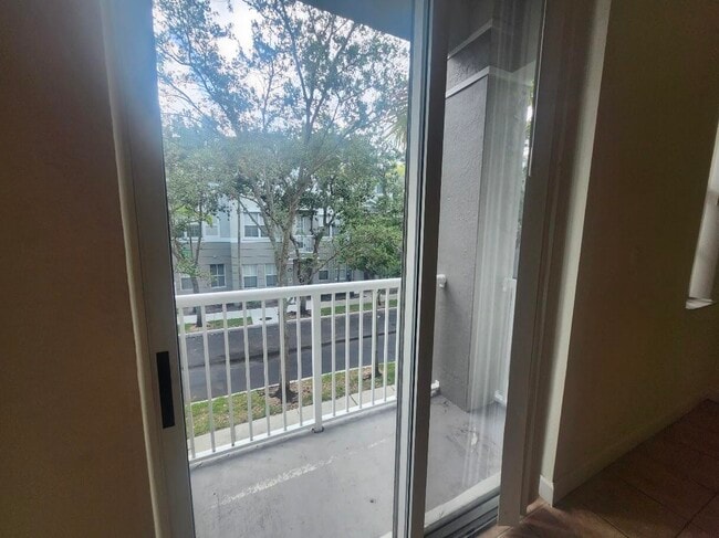Building Photo - 3408 Shoma Dr