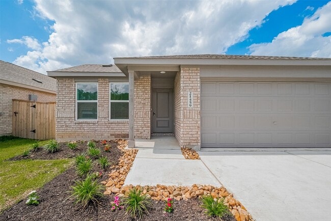 Building Photo - 21459 Montecagnano Ave