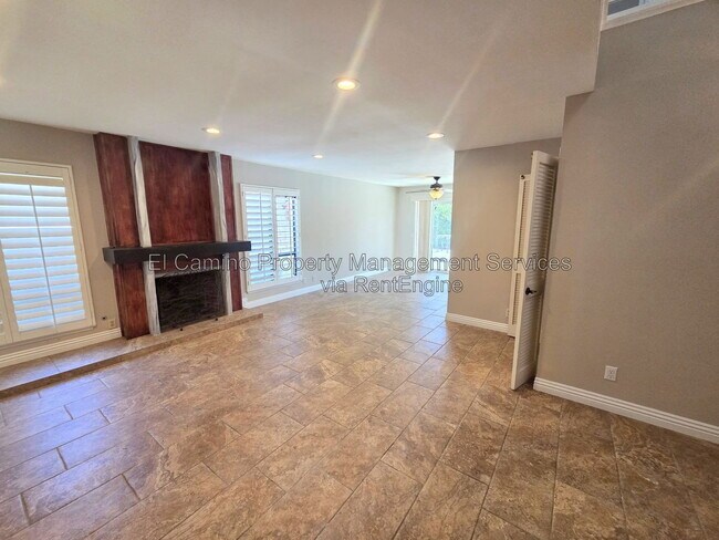 Building Photo - 2702 Belmont Ct