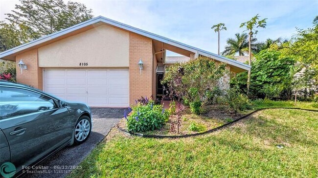 Building Photo - 8105 Nutmeg Way