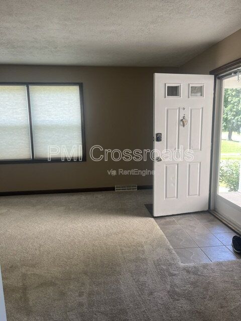 Building Photo - 6752 Bristlewood Dr