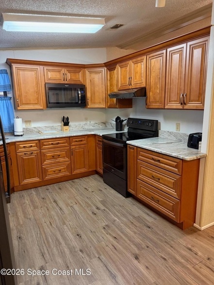 Building Photo - 706 Hyacinth Cir