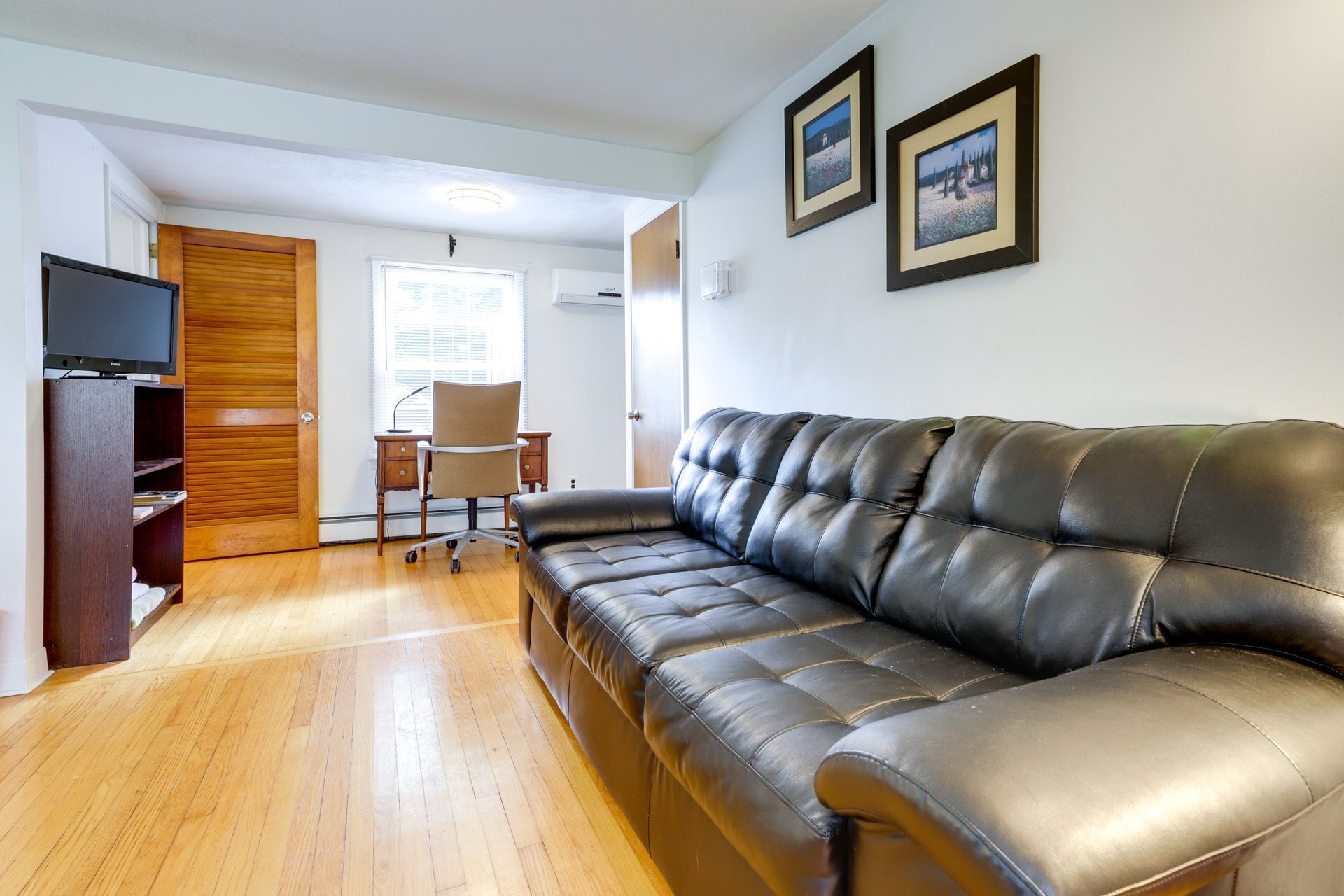 Building Photo - 44 Lakewood Dr