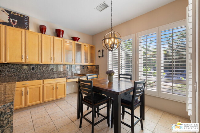 Building Photo - 40870 Avenida Rosario