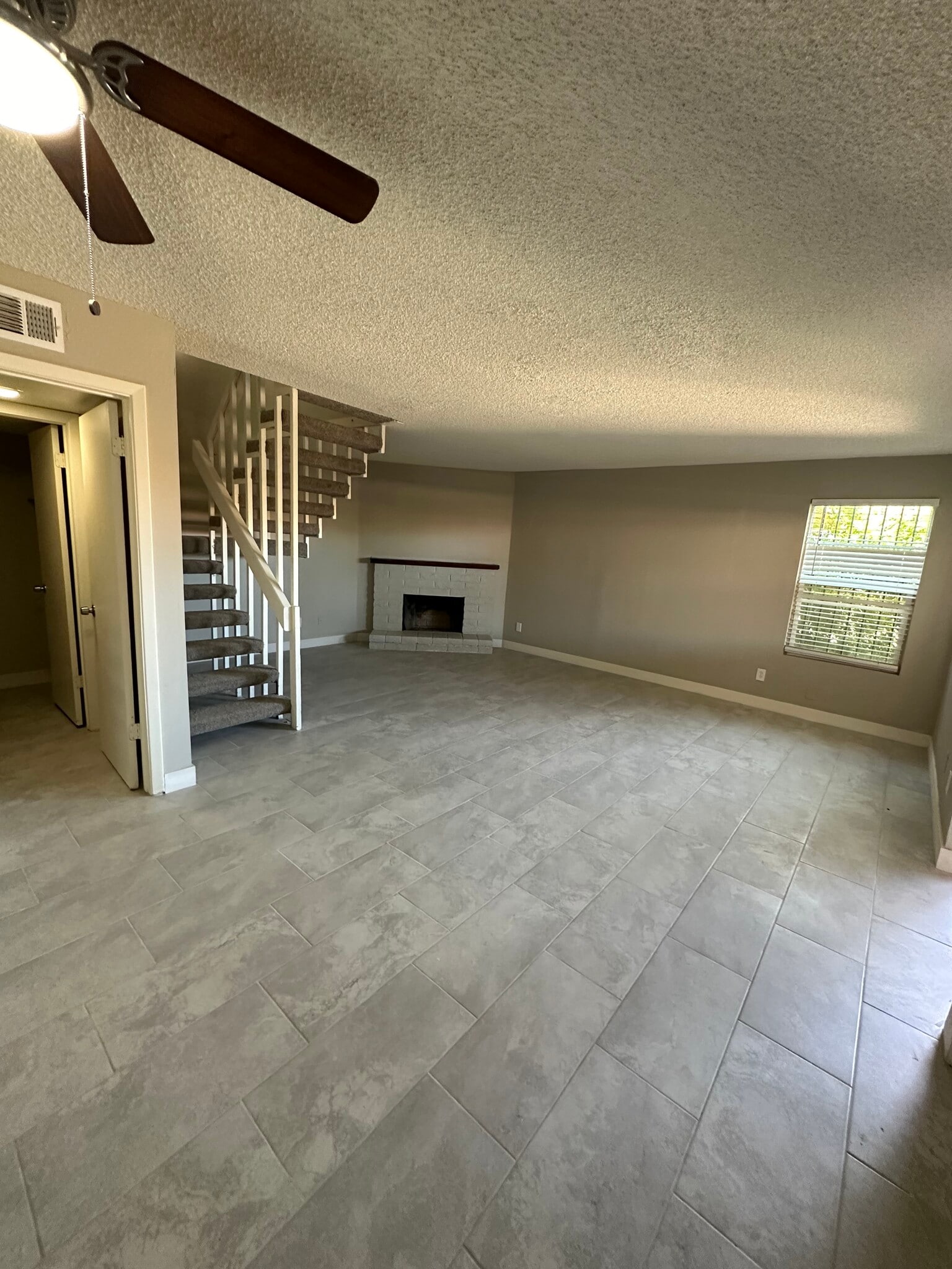 Building Photo - 6944 W Monterosa Cir