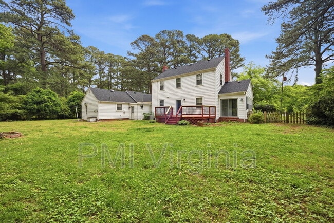 Building Photo - 400 Kemp Ln