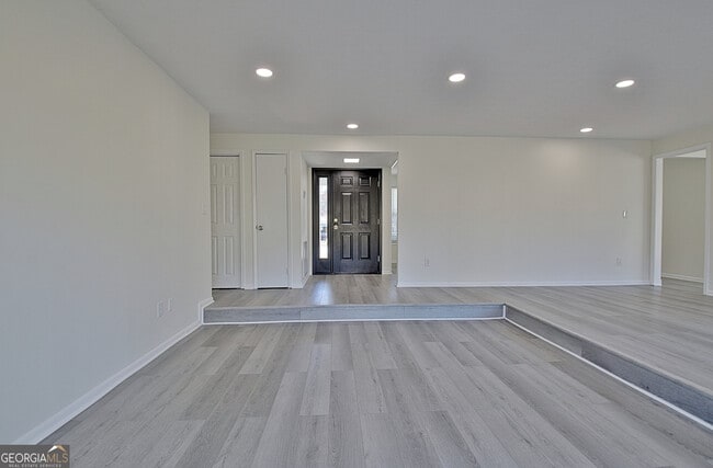 Building Photo - 103 Bay Point
