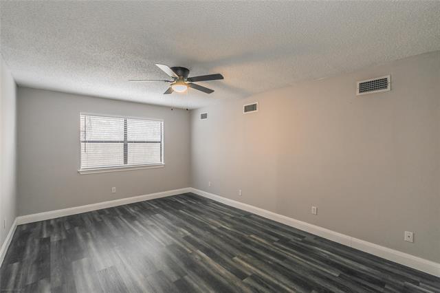 Building Photo - 3608 Hilltop Cir