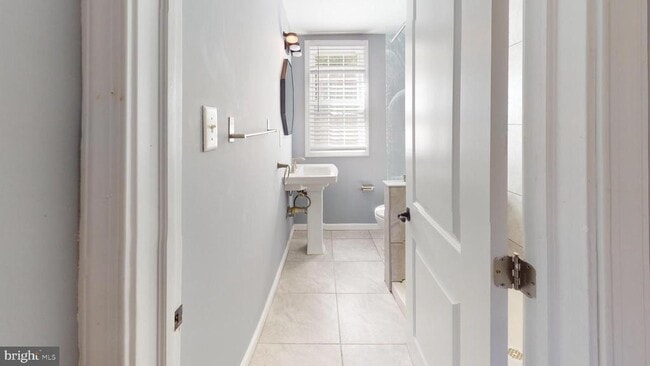 Building Photo - 2203 Washington Ave