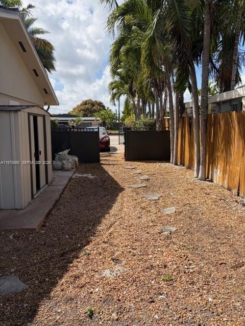 Building Photo - 4321 SW 99th Ct