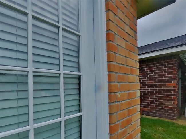 Building Photo - 3211 Kelling St