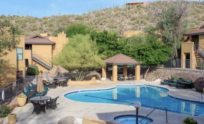Building Photo - "Discover Modern Comfort: 2-Bed, 2-Bath Condo Tucsons Foothills “