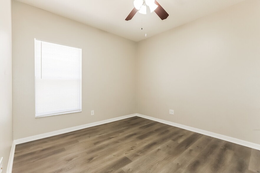 Building Photo - 454 Summer Sails Dr