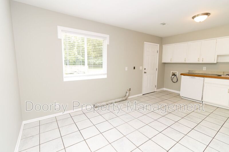 Building Photo - 2418 Hickory Valley Rd