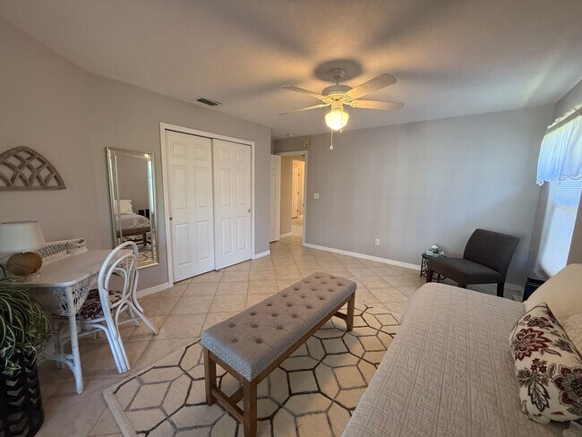 Building Photo - Beautiful 3 bedroom, 2 Bathroom home in the Turnbull Bay Golf Course Community