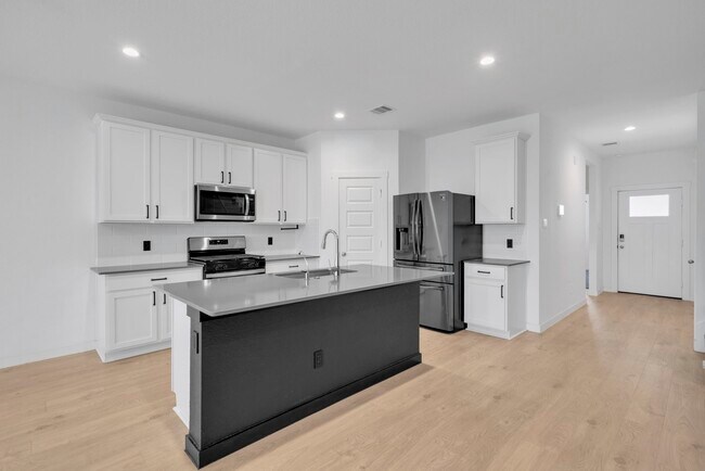 Building Photo - 31855 Hallington Hl Ln