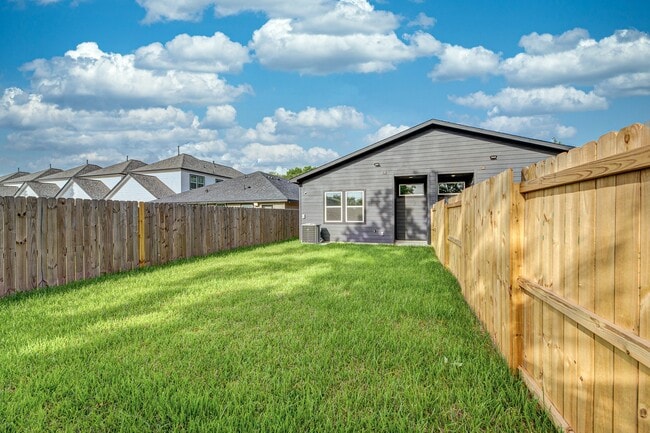 Building Photo - 8502 Safeguard St