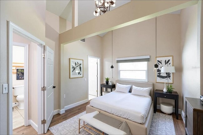 Building Photo - 453 41st Ave S