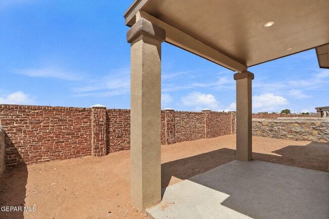 Building Photo - 15337 Promise Ct