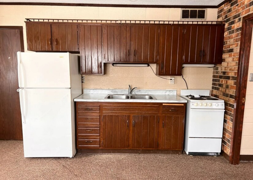 Building Photo - 324 Mound Ave