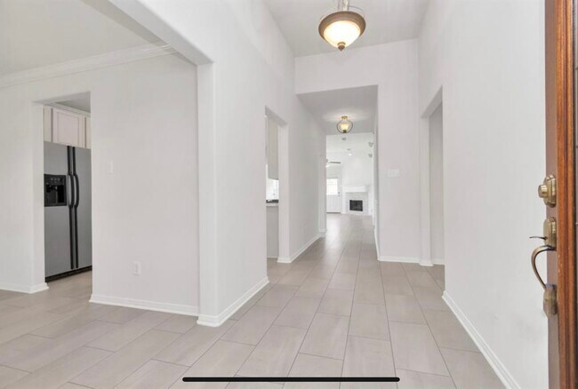 Building Photo - 20911 Sage Laurel Ln